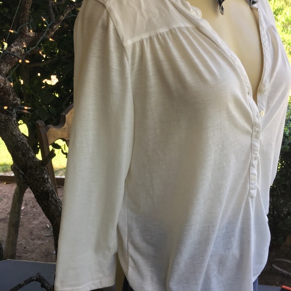 FREE ITEM W/PURCHASE Basic White Peasant Shirt - Picture 4 of 6